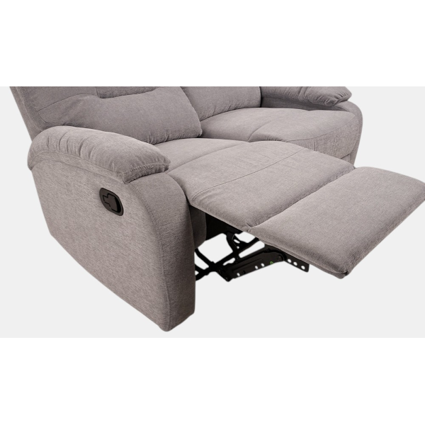Sofá manual de 2 plazas, 135 cm de ancho, en tejido SOAVE color gris paloma.