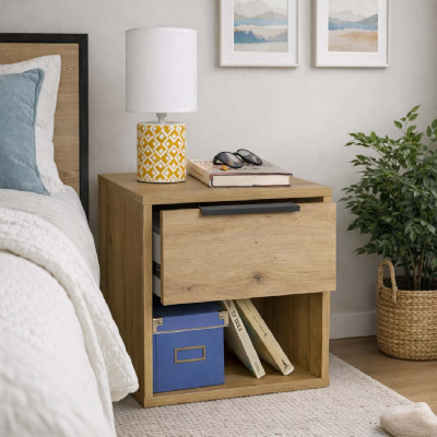 Cómoda de madera Tikon de 36x45 cm con cajón y compartimento abierto en roble.