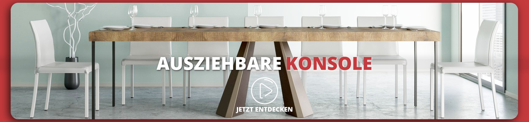 Modernes Esszimmer mit ausziehbarem Tisch und weißen Stühlen.