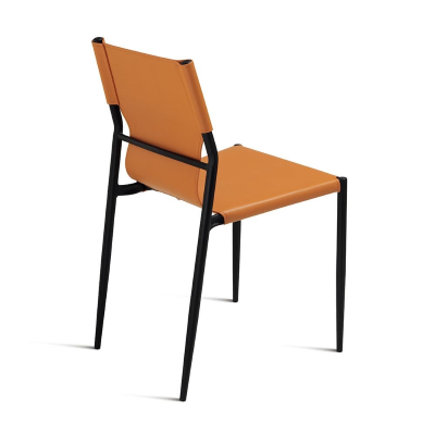Orangefarbener Kunstlederstuhl mit schwarzer Metallstruktur SVEVA 2 Stühle