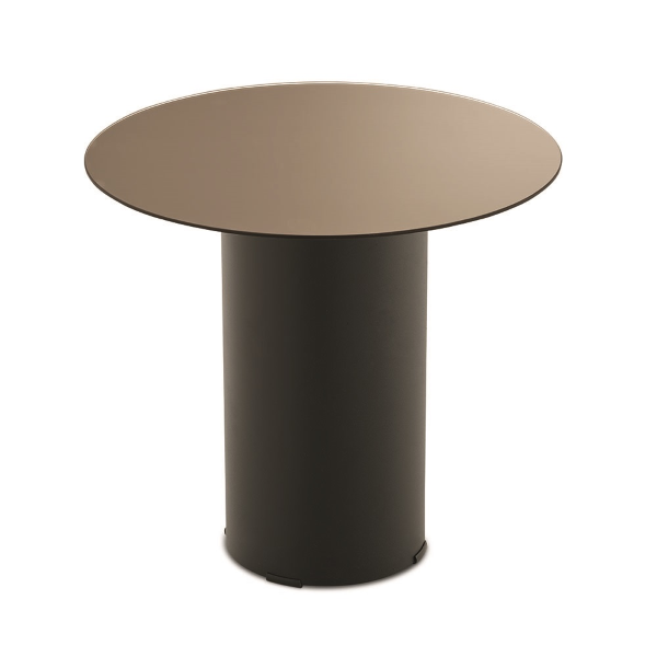 Runder Couchtisch WAYLON 45 mit schwarzem Metallgestell und bronzefarbener Glasplatte