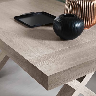 Ausziehbarer Tisch auf 260 cm mit Struktur in PARIDE grauem Nadelstreifen-Holzeffekt-Laminat