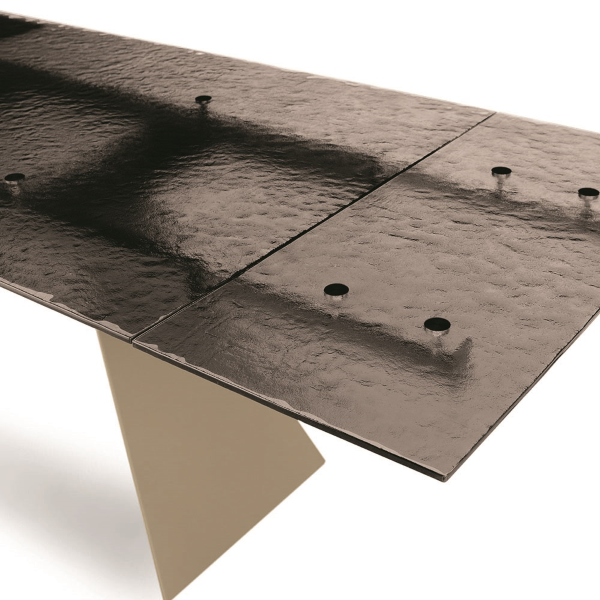 Table extensible WATERS 240 cm avec piètement en métal Beige et plateau en verre Bronze