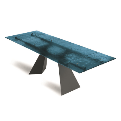 Mesa extensible WATERS de 240 cm con base de metal negro y tapa de cristal azul