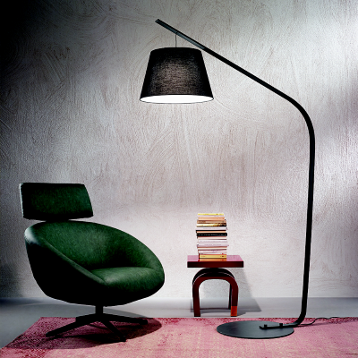 Lampadaire LIANA 128x200 cm avec structure en métal noir et abat-jour en PVC