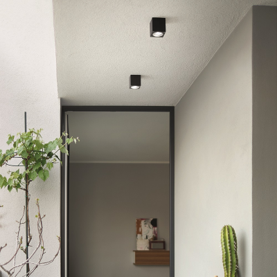 LED-Deckenleuchte NEVADA für den Außenbereich aus schwarzem Aluminium 9x10 cm