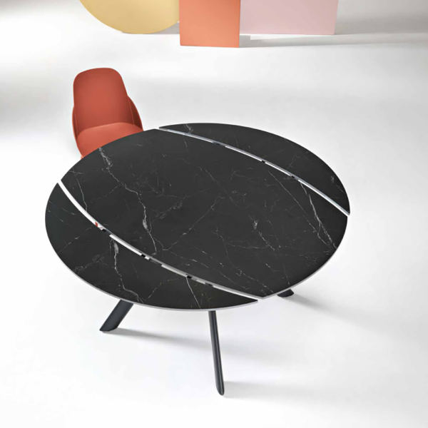 RUNDER Steintisch mit schwarzem Marmoreffekt und drehbarer Platte, D135 cm