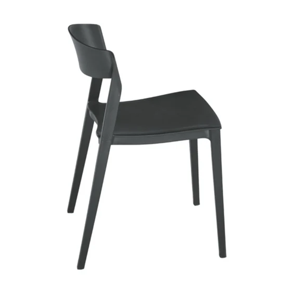 Schwarzer stapelbarer Stuhl aus Polypropylen für drinnen und draußen – GEMMA 2 Stühle