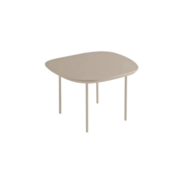 Couchtisch mit geformter Platte aus taubengrauem Holz und Metallgestell – FLUX Small