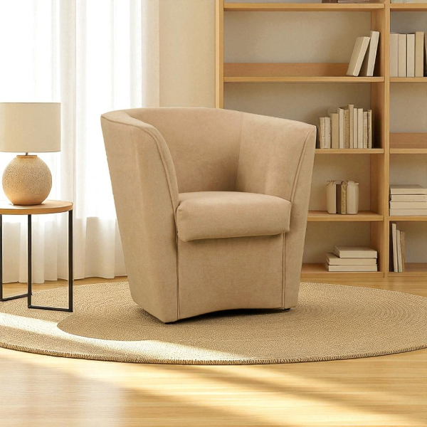 Fauteuil beige en tissu anti-taches au style moderne et rembourré
