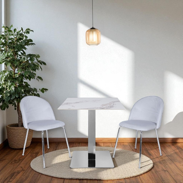 Table de bar 70x70 cm avec plateau extérieur effet marbre doré et piètement argent H 75