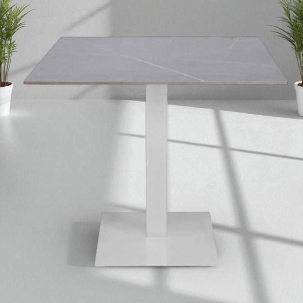 Weißer quadratischer Stehtisch 80x80 cm mit Outdoor-Platte in Betonoptik, H 75