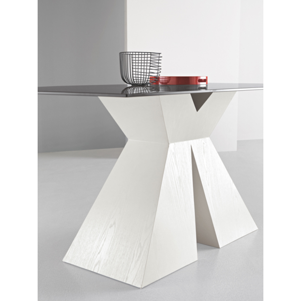 Tavolo con piano in vetro fumè e base effetto legno ZEFIRO BIANCO