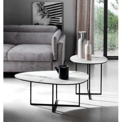 Couchtisch aus Metall mit Glasplatte mit weißem Marmoreffekt GINNI 90