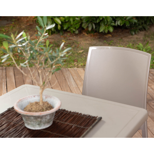 Garten- oder Küchenstuhl aus Polypropylen stapelbar - Set 2 FEBE taubengrau