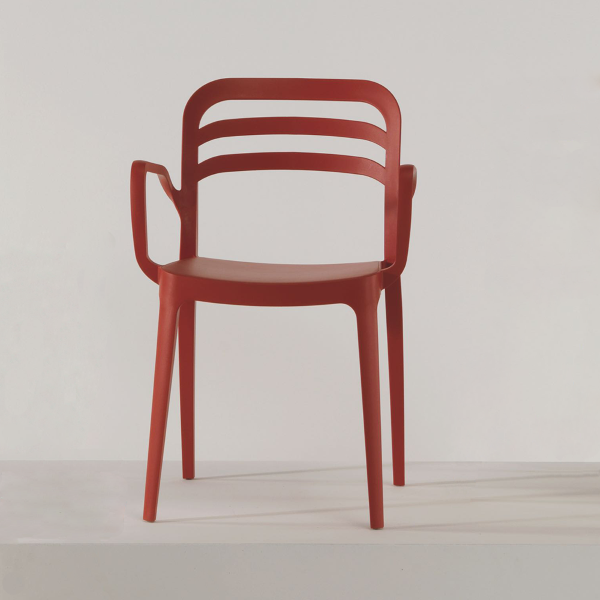 Chaise empilable avec accoudoirs extérieurs MEG Rouge 1 pièce