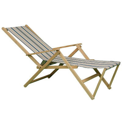 Foldable beach chair with footrest in wood and GREEN patterned canvas