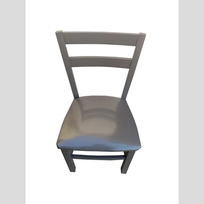 Chaise MINA avec structure en bois massif et siège en simili cuir SET de 2 gris