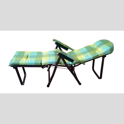 KETTYC metal deck chair with extension and padded esmeraldo cushion