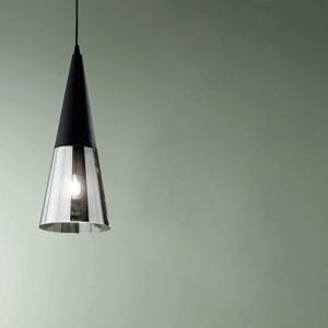 TRENTO Pendelleuchte mit schwarzem Diffusor aus mundgeblasenem Glas 15 cm