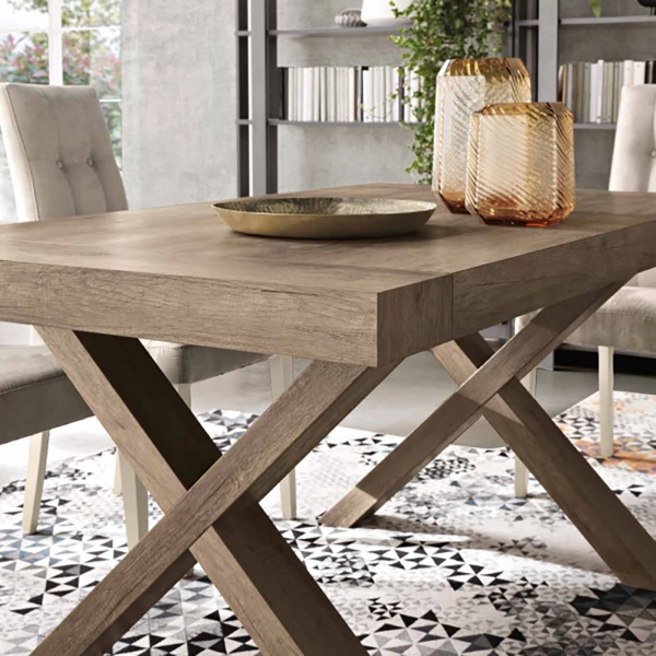 Mesa extensible a 260 cm con estructura en laminado efecto madera PARIDE roble rústico