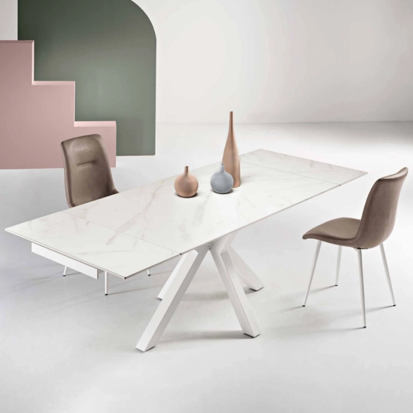 Mesa extensible hasta 240 cm en piedra efecto mármol Bianco SKY