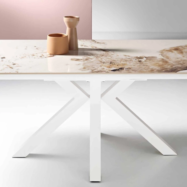 Mesa extensible hasta 240 cm en Pandora SKY efecto piedra mármol