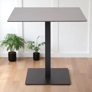 Tavolo quadrato da bar ristorante pub per esterno 80x80 cm piano in HPL Cemento H 106