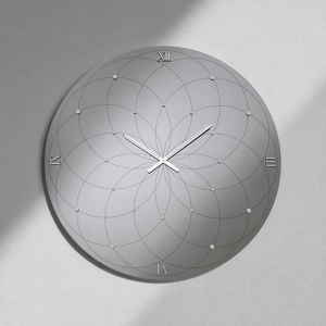 Sehen Sie sich den KYLE Rotondo D80 cm in Kristallrauch und Numeri Argento an