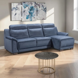 Divano 2 posti con Penisola 230x155 cm Sokol tessuto Blu antimacchia